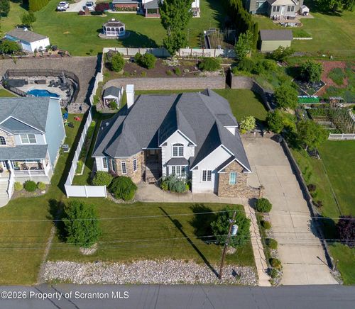 310 Dale Ave, Scranton, PA, 18504-9637 | Card Image
