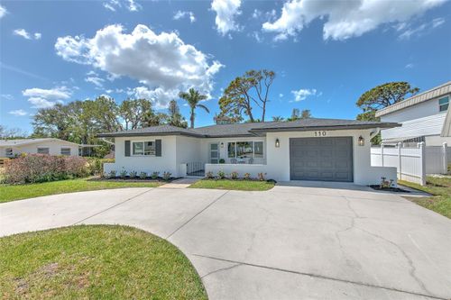 110 8th St, BELLEAIR BEACH, FL, 33786-3221 | Card Image