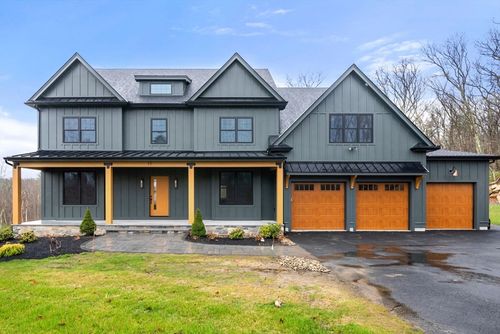 17 Whisper Way, Hopkinton, MA, 01748-1044 | Card Image
