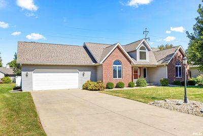 717 N Marcus Court, House other with 3 bedrooms, 2 bathrooms and null parking in Chillicothe IL | Image 1