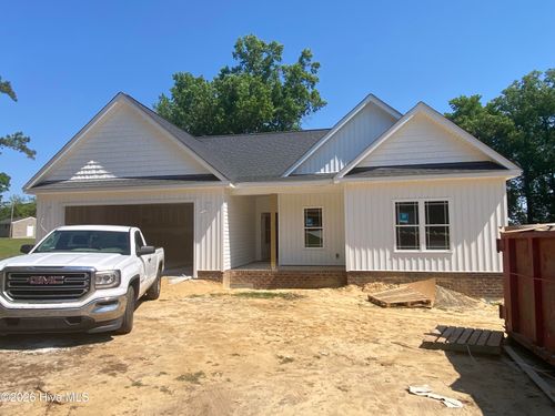 505 N Hillandale Dr, Fremont, NC, 27830-8621 | Card Image