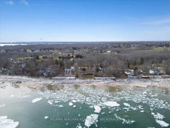 12 Harbourview Rd, House other with 3 bedrooms, 2 bathrooms and 8 parking in Port Colborne ON | Image 35