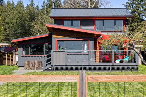 1304 Midden Rd, Comox, BC, V9M2R6 | Card Image