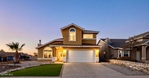 217 Bagwell Ct, El Paso, TX, 79932-3801 | Card Image