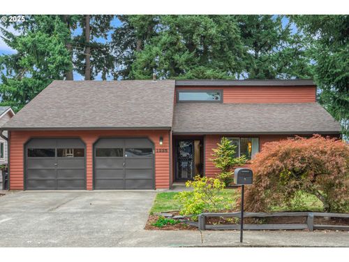 1225 Se Jacquelin Dr, Hillsboro, OR, 97123-5254 | Card Image