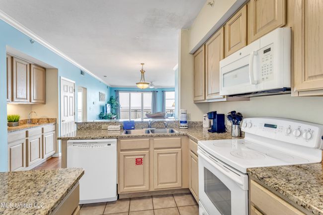 607 Legacy Towers-7 | Image 13