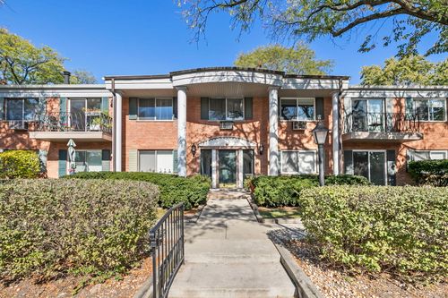 b103-2311 Goebbert Rd, Arlington Heights, IL, 60005-4137 | Card Image