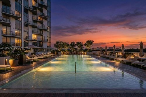 apt-311-5252 Nw 85th Ave, Doral, FL, 33166-5323 | Card Image