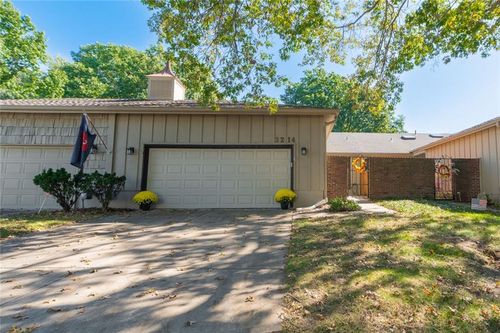 2214 Condolea Ter, Leawood, KS, 66209-1656 | Card Image