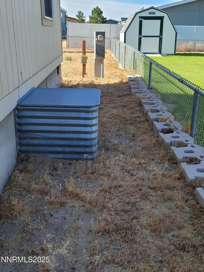 3340 Moon Ln, House other with 2 bedrooms, 1 bathrooms and 2 parking in Winnemucca NV | Image 11