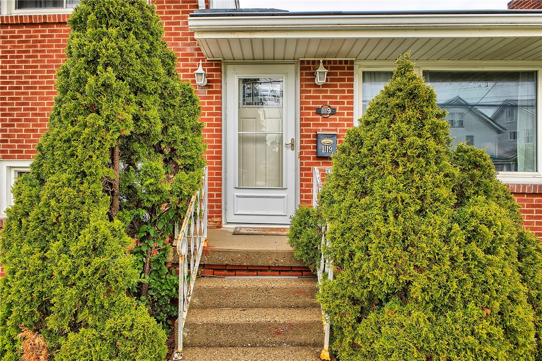 Residential in Indiana Boro 3