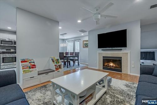 48 Buchanon Ct, West Orange, NJ, 07052-1105 | Card Image