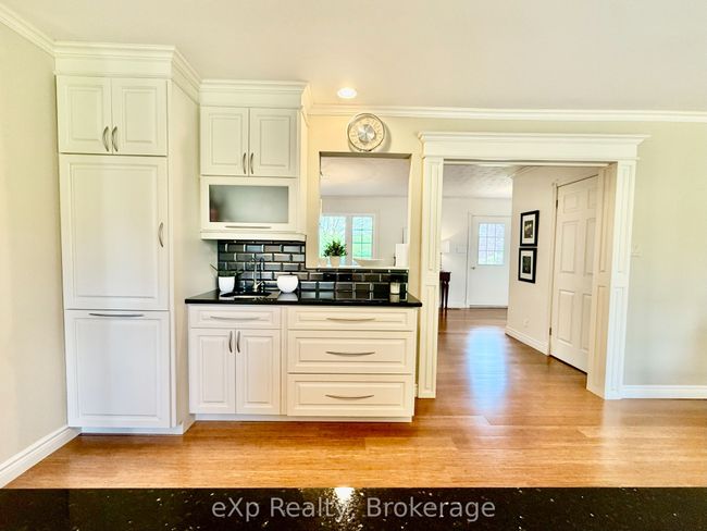 93 Sideroad 40, House other with 3 bedrooms, 4 bathrooms and 10 parking in Mildmay ON | Image 5