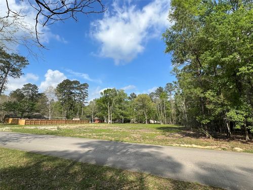 2607 Roman Forest Blvd, New Caney, TX, 77357-3272 | Card Image