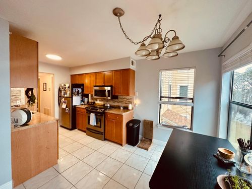 320-225 S Tropical Trl, Merritt Island, FL, 32952-4836 | Card Image