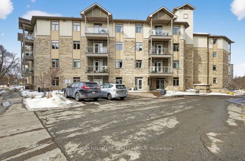 401-1201 Ohio St, Ottawa, ON, K1H0A1 | Card Image