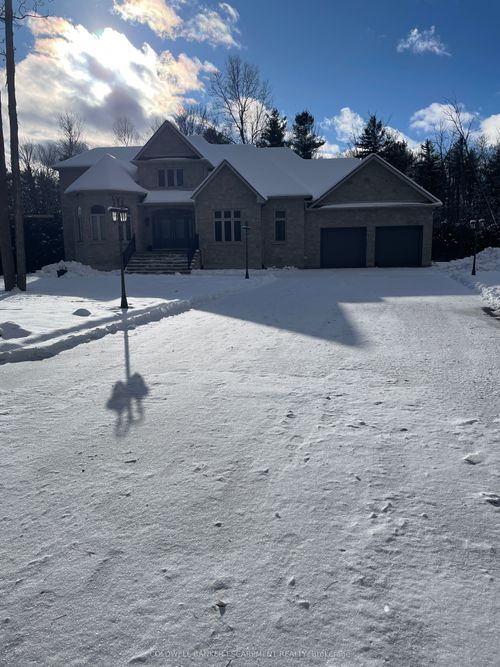 4449 Milburough Line, Burlington, ON, L7P0C5 | Card Image