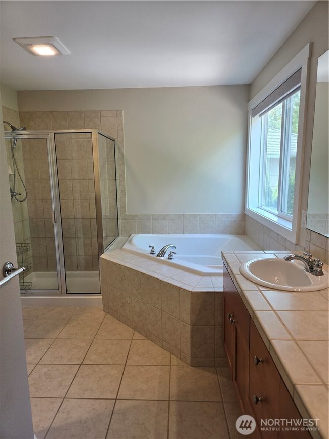3819 216 Th Pl Se, House other with 4 bedrooms, 3 bathrooms and 2 parking in Bothell WA | Image 21