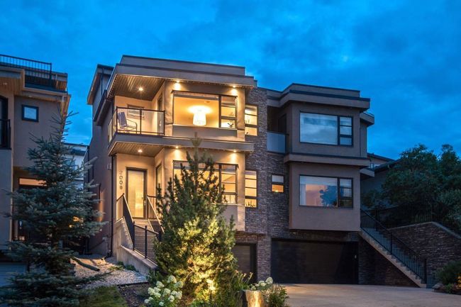 2005 28 Avenue Sw, Home with 2 bedrooms, 3 bathrooms and 2 parking in Calgary AB | Image 4