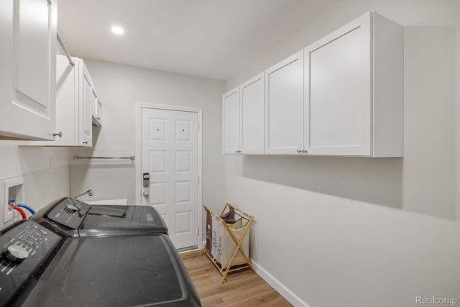 36195 Farmbrook Dr-15.jpg | Image 11