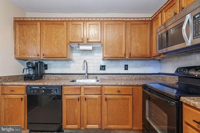 APT-102 - 11180 Rienzi Pl, Condo with 2 bedrooms, 2 bathrooms and null parking in MANASSAS VA | Image 10
