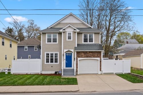515 Pleasant Street, Pawtucket, RI, 02860 | Card Image