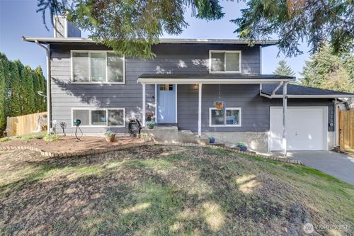 225 Paradise Pkwy, Granite Falls, WA, 98252-8798 | Card Image