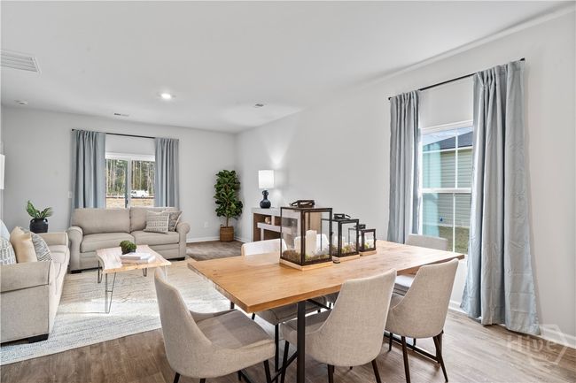 *Model home photography is for reference purposes only. Does not depict actual home. | Image 6