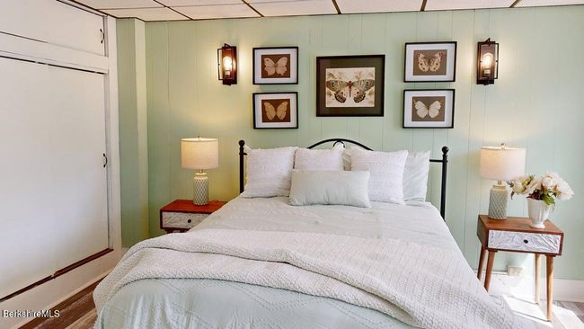 208 Columbia St, House other with 4 bedrooms, 1 bathrooms and 2 parking in Adams MA | Image 16
