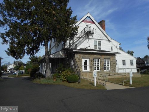 1858 Guernsey Ave, ABINGTON, PA, 19001-3818 | Card Image