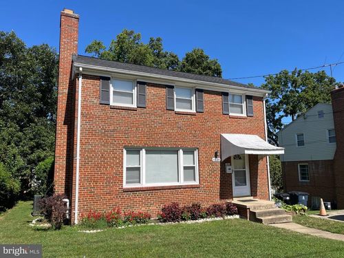6518 8th Ave, HYATTSVILLE, MD, 20783-3106 | Card Image