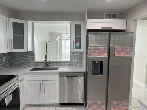 204-24 Abbey Ln, Delray Beach, FL, 33446-1730 | Card Image