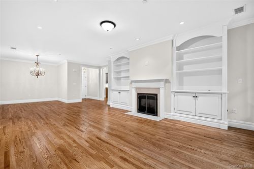 4105 Fred Ill Jr Ct, Pearl River, NY, 10965-3323 | Card Image
