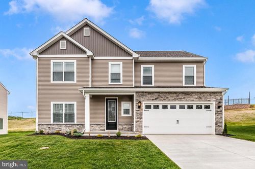 502 Abigail Ave, WAYNESBORO, PA, 17268-7902 | Card Image