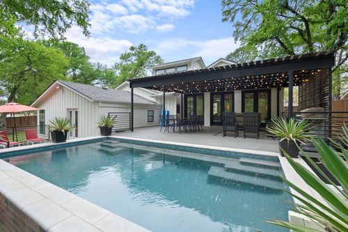 1704 Silverside Dr, Grapevine, TX, 76051-2951 | Card Image