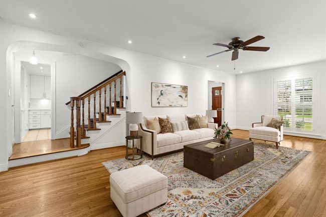 2409 Dryden Rd, House other with 4 bedrooms, 6 bathrooms and 2 parking in Houston TX | Image 6