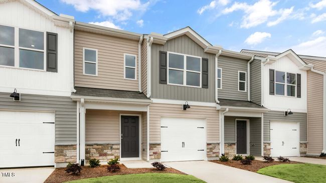 Altamont Exterior | Image 4