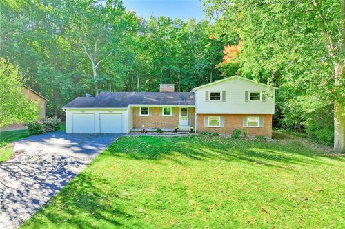 785 John Glenn Blvd, Webster, NY, 14580-9110 | Card Image