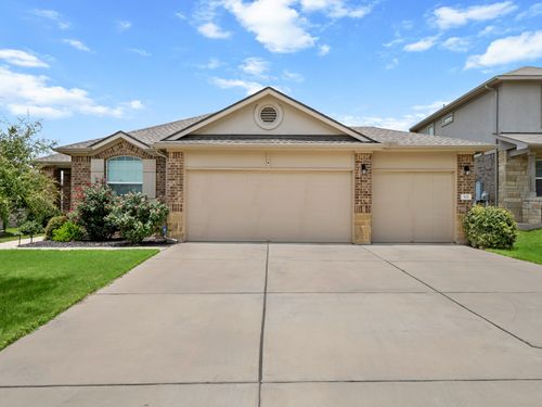 501 Dubina Ave, Georgetown, TX, 78626-2614 | Card Image