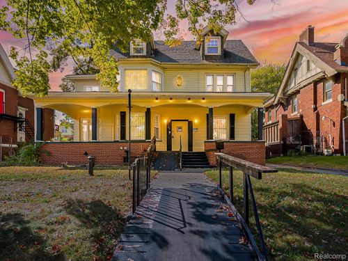 491 E Grand Blvd, Detroit, MI, 48207-3636 | Card Image