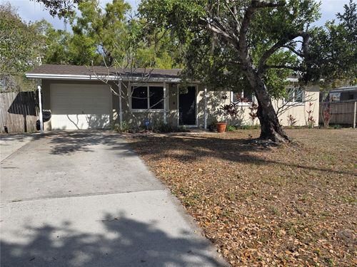 1015 Rhodes Ave, SARASOTA, FL, 34237-8627 | Card Image