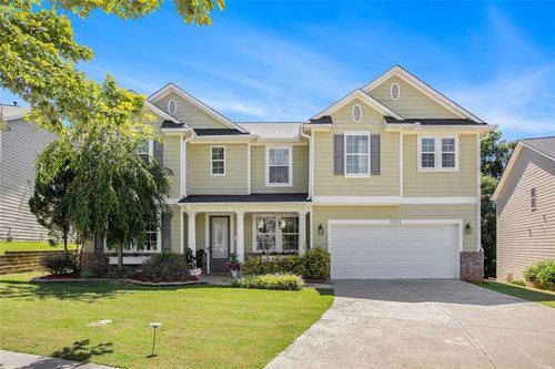 6101 Sparkling Cove Ln, Buford, GA, 30518-7227 | Card Image