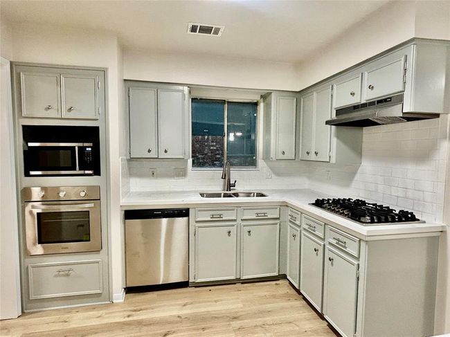 Beautiful open kitchen | Image 4