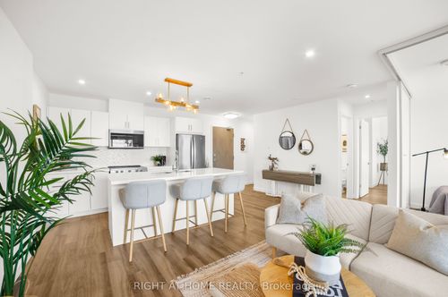 205-479 Charlton Ave E, Hamilton, ON, L8N0B4 | Card Image