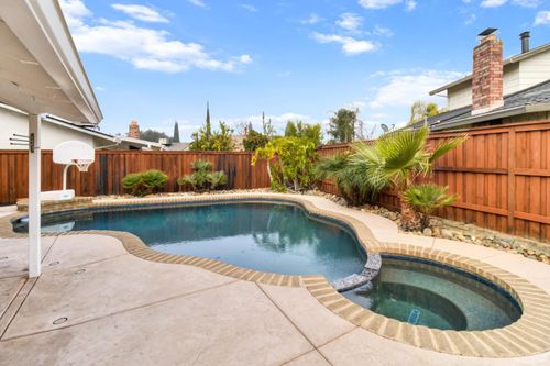 5200 Vista Del Oro Way, Fair Oaks, CA, 95628 | Card Image