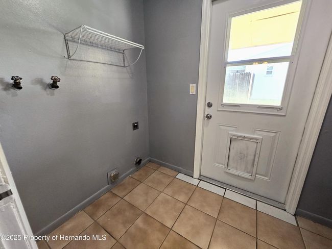 4503 Higate Rd, House other with 2 bedrooms, 2 bathrooms and null parking in Spring Hill FL | Image 8