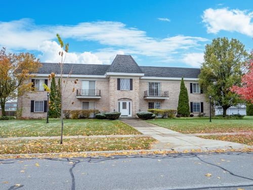 apt-11-910 Camellia Dr, Munster, IN, 46321-3551 | Card Image