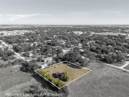 600 S Main St, Mart, TX, 76664 | Card Image