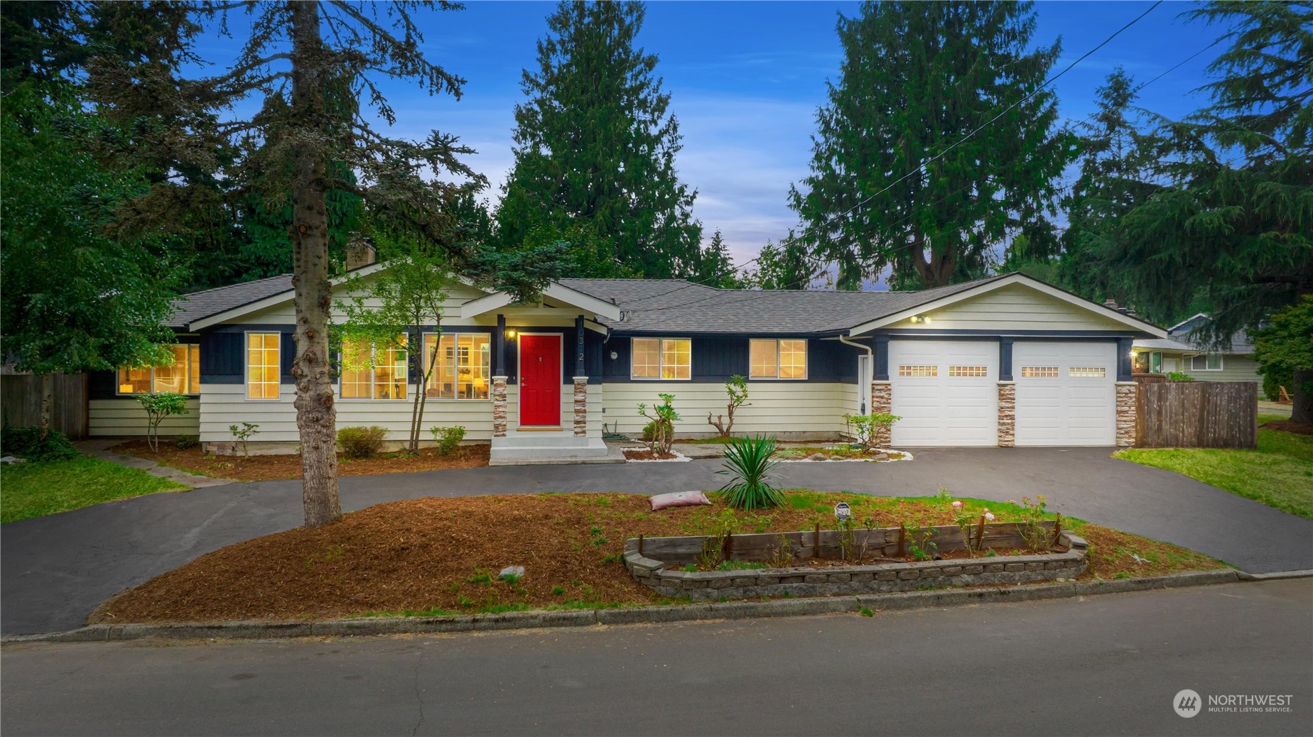136th Pl, Kirkland, WA 98034