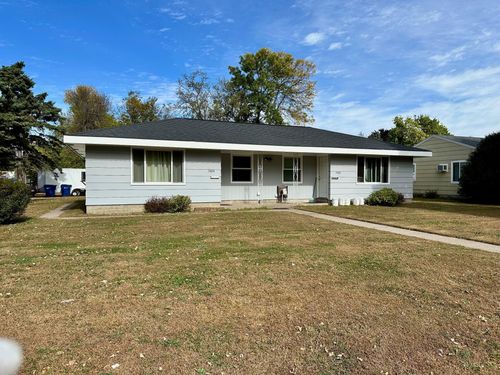 1423 7th St N, Saint Cloud, MN, 56303-3311 | Card Image